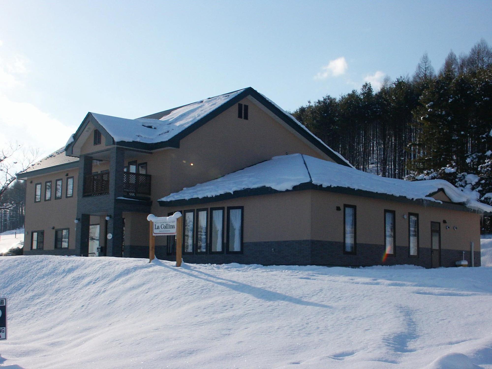 Pension And Restaurant La Collina Nakafurano Eksteriør billede